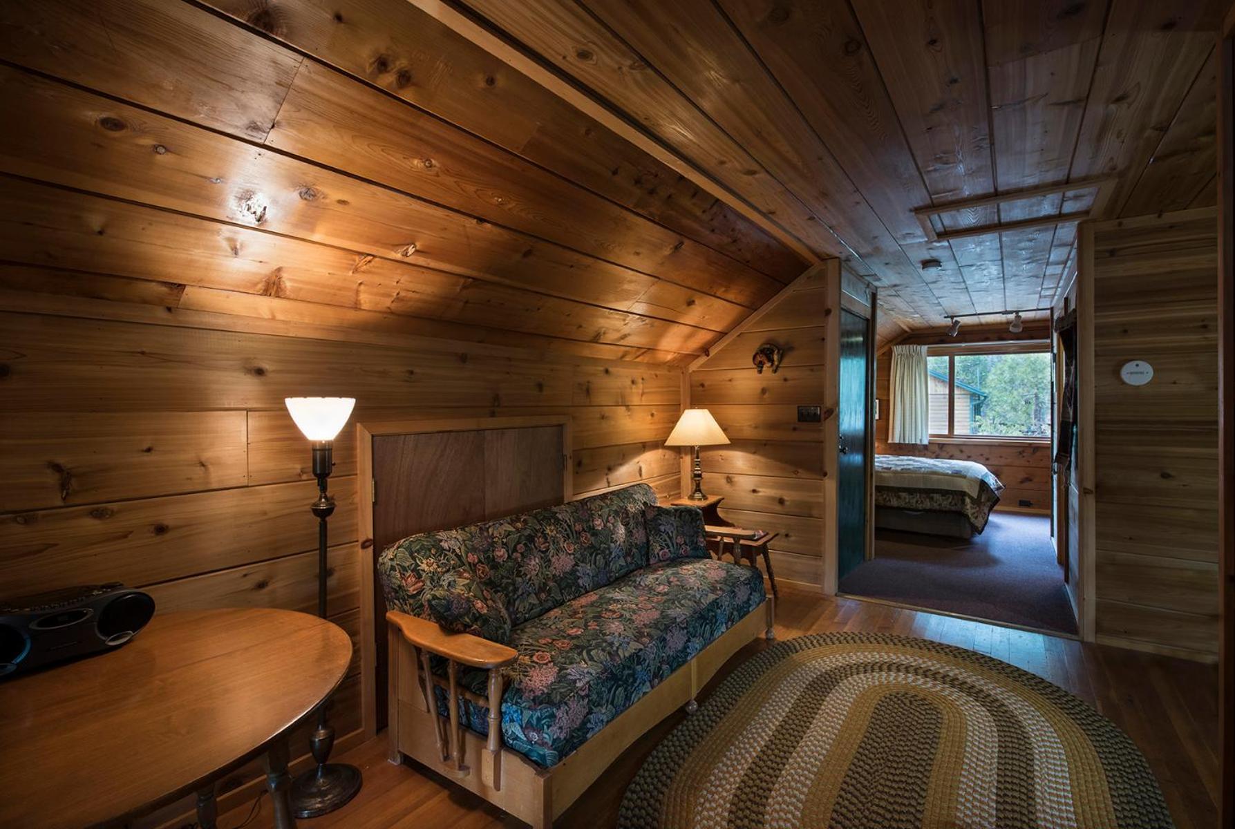 37 Wapiti Wawona